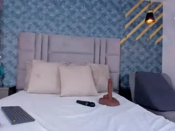 Niiamoore_ from Chaturbate