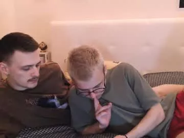 Nikikerry_cum_ from Chaturbate