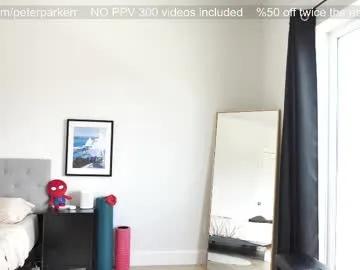 Peterparkerrxox from Chaturbate