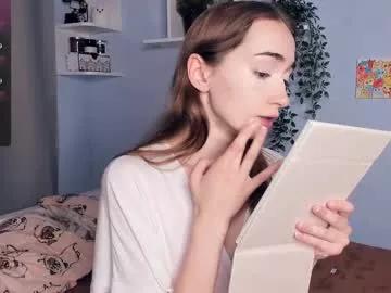 Polly_bee from Chaturbate