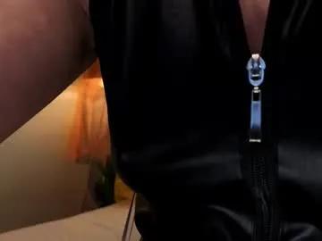 Pussyonluck from Chaturbate