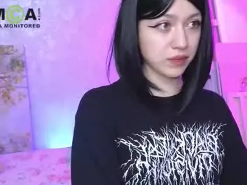 queenofwandss from Chaturbate