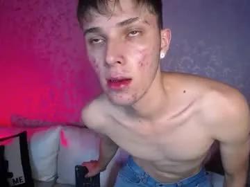 Robbinblaze from Chaturbate
