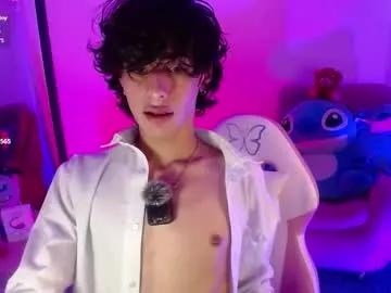 Saanti_foxs from Chaturbate