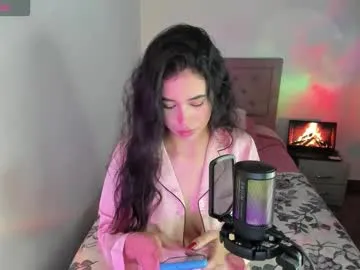 Selene_e from Chaturbate