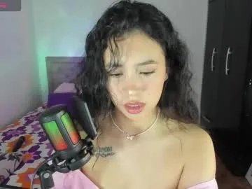 Selene_e from Chaturbate