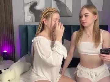 Snusy from Chaturbate