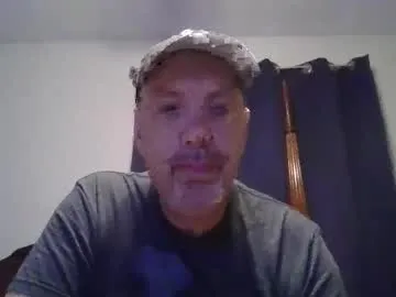 Sullydog48 from Chaturbate