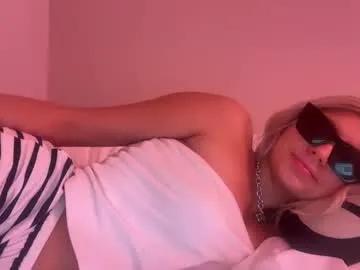summerclarke2 from Chaturbate