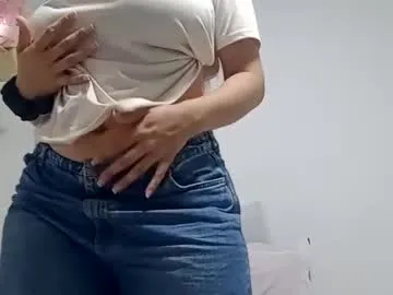 Sunshine_days from Chaturbate