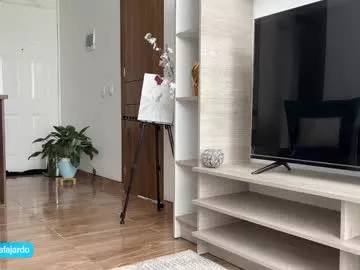 Sweet_littleee from Chaturbate