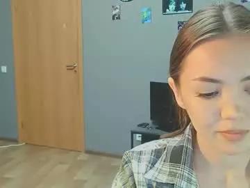 Sweetieee_kira from Chaturbate