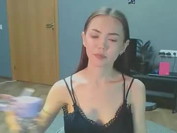 Sweetieee_kira from Chaturbate