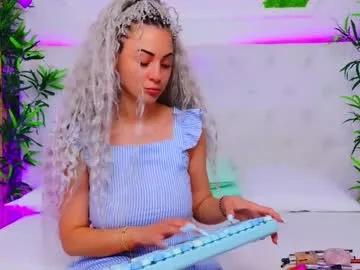 Taahiraarabian from Chaturbate