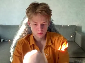 Timmy7topcut from Chaturbate