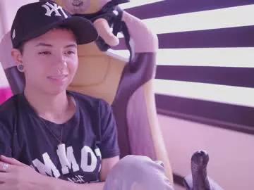 Tommy_blue1 from Chaturbate