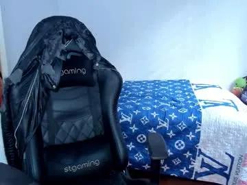 Tommy_bred from Chaturbate