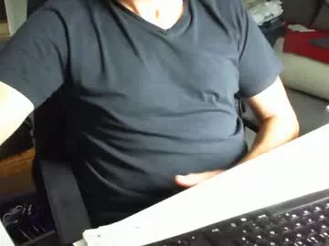 Tomtom02029 from Chaturbate