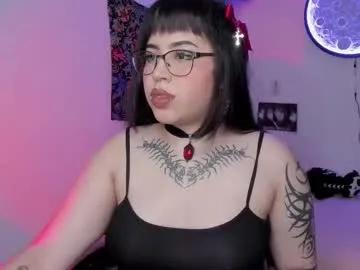 Velvetfangs from Chaturbate