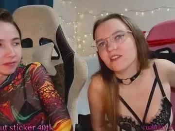 Velvetvalkyries from Chaturbate