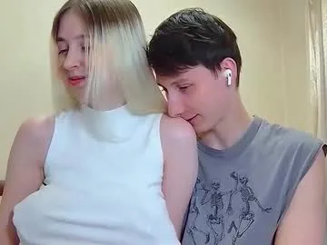 Williamandmia from Chaturbate