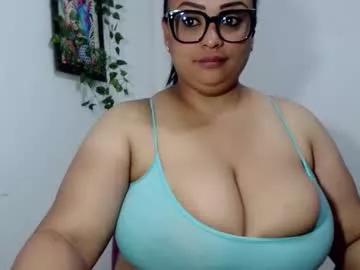 Xelenagomez31 from Chaturbate
