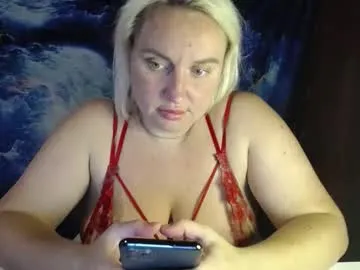 Xxxnewlywedsxxx from Chaturbate