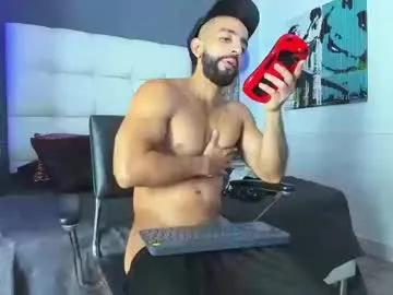 Yiyo10_ from Chaturbate