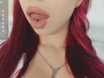 Yumm__ from Chaturbate