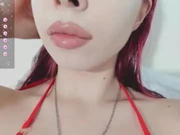 Yumm__ from Chaturbate