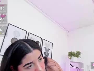 Yunna7 from Chaturbate