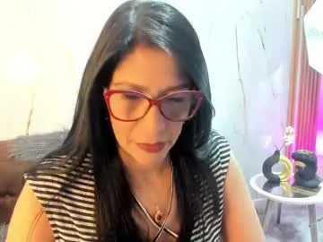 Zamanthaa__ from Chaturbate