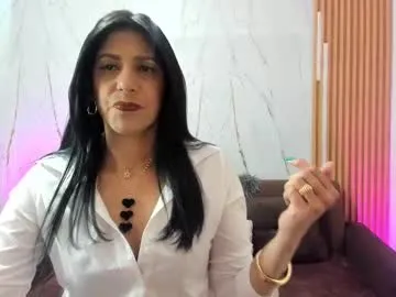 Zamanthaa__ from Chaturbate