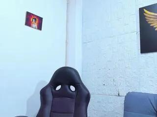 Aaron_velour from Flirt4Free