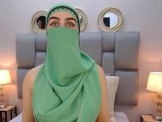 Aliah_manzur from Flirt4Free