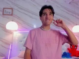 Attlas_moon from Flirt4Free
