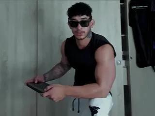 Dammian_miller from Flirt4Free