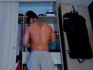 Dammian_miller from Flirt4Free