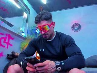 Dennis_cox from Flirt4Free