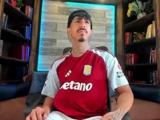 Donovan_desmond from Flirt4Free