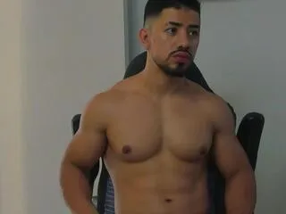 Ezzio_scolaro from Flirt4Free