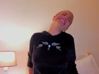 Kitty_lowell from Flirt4Free