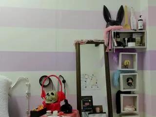 Lili_thomsons from Flirt4Free