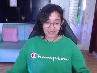Lilii_gomez from Flirt4Free