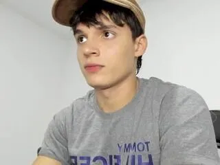 Matteo_costa from Flirt4Free