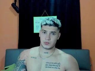 Niick_kollins from Flirt4Free