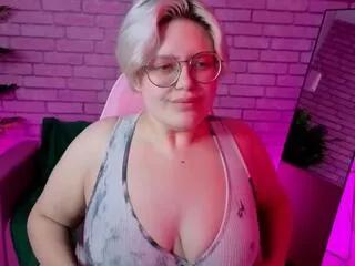 renee_turner from Flirt4Free