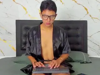 Teff_walker from Flirt4Free