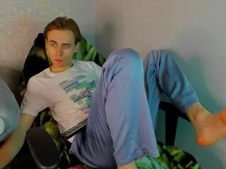 William_q from Flirt4Free
