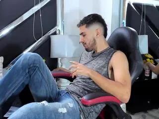 Yoggi_aron from Flirt4Free